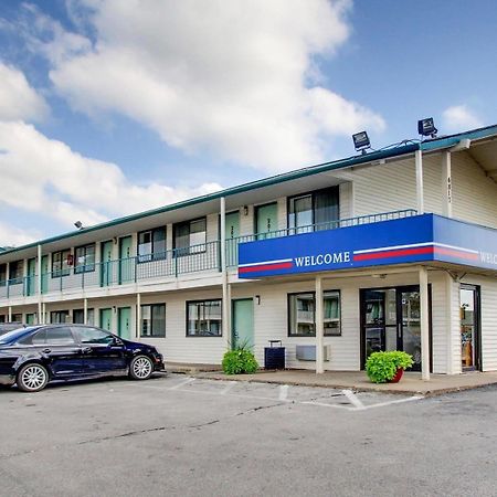 Motel 6 Des Moines South - Airport Bagian luar foto