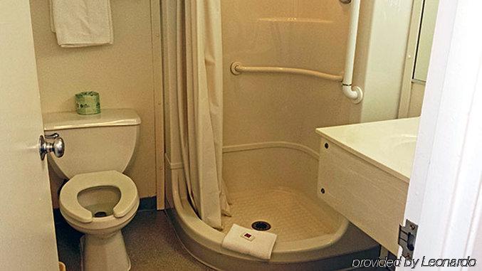 Motel 6 Des Moines South - Airport Bagian luar foto