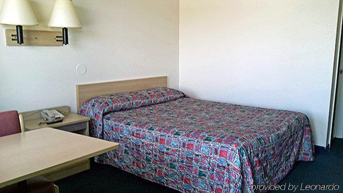 Motel 6 Des Moines South - Airport Bagian luar foto