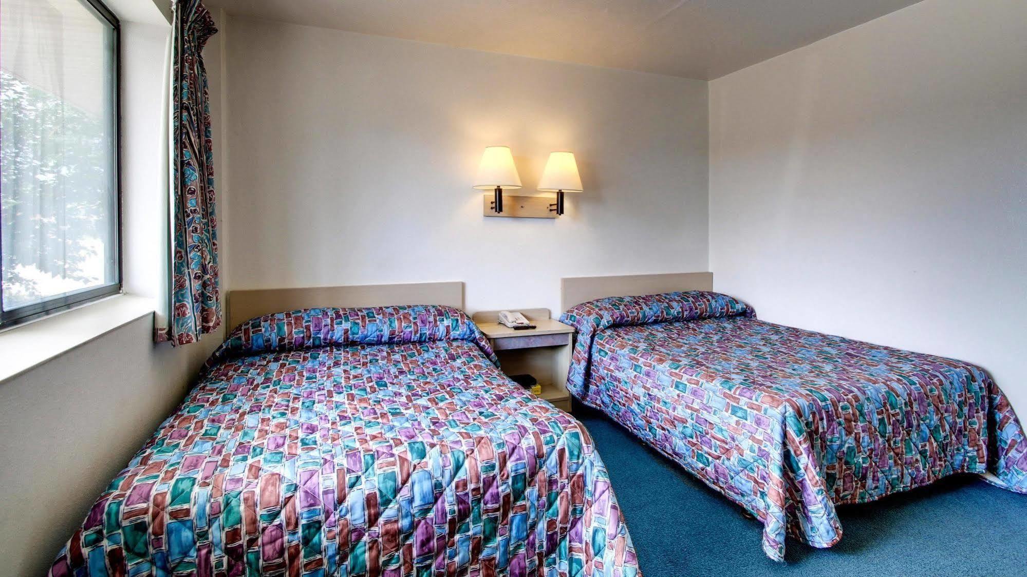 Motel 6 Des Moines South - Airport Bagian luar foto